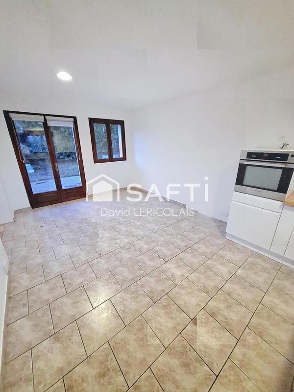 Maison - 94 m² - 6 pièces