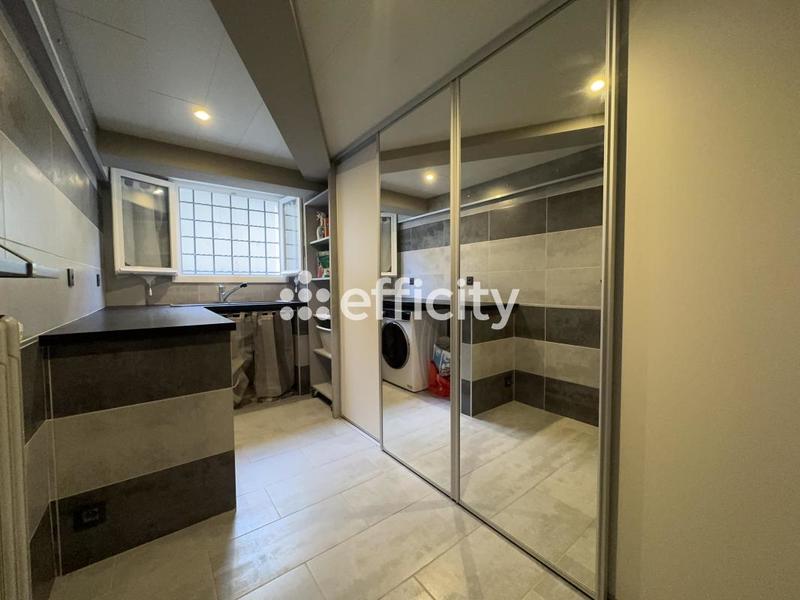 Pavillon - 157 m² - 6 pièces