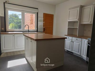 Maison - 97 m² - 5 pièces