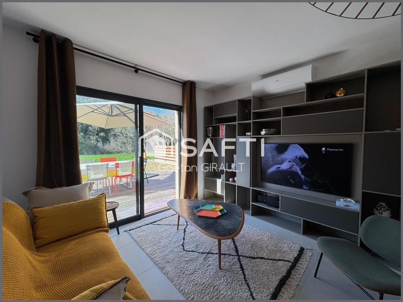 Maison - 95 m² - 4 pièces