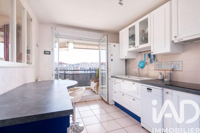 Appartement - 93 m² - 4 pièces