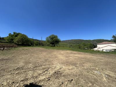 Terrain - 1 104 m²