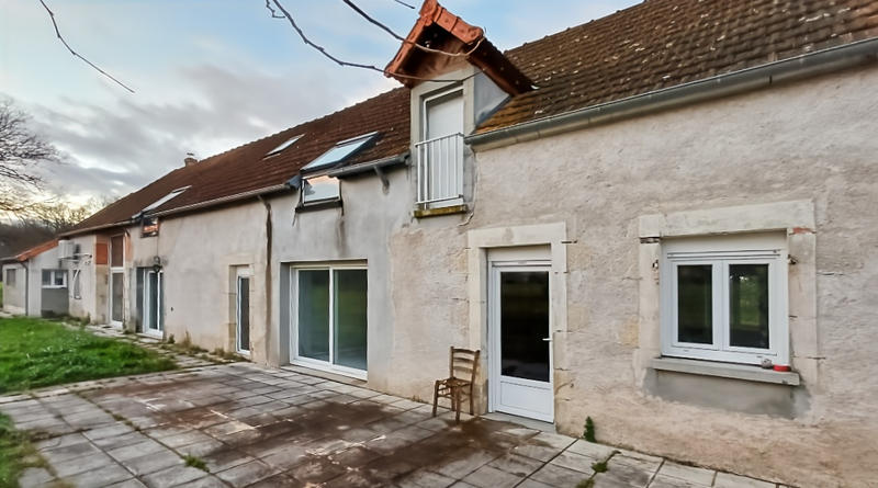 Maison - 320 m² - 8 pièces