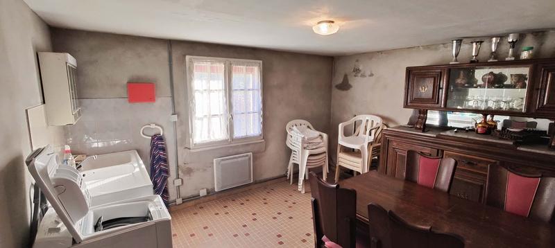 Maison - 90 m² - 5 pièces