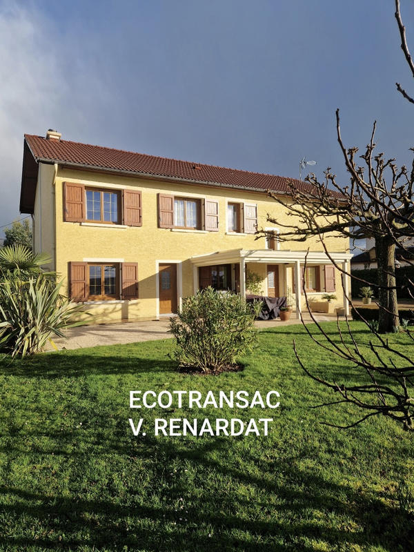 Maison - 121 m² - 7 pièces