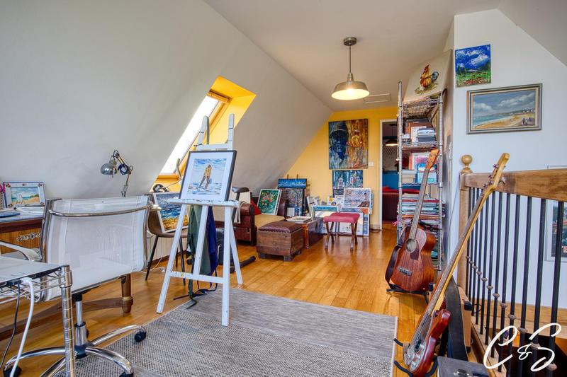 Maison ancienne - 335 m² - 11 pièces