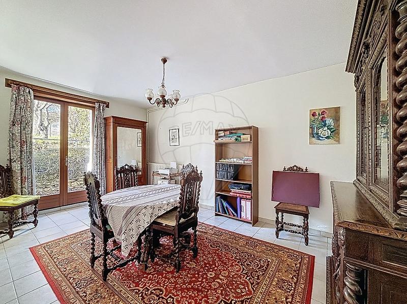 Propriété - 161 m² - 7 pièces