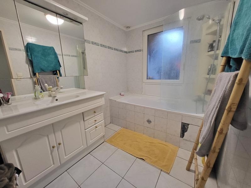 Maison - 65 m² - 5 pièces