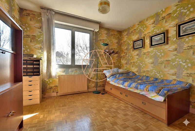 Maison - 160 m² - 7 pièces