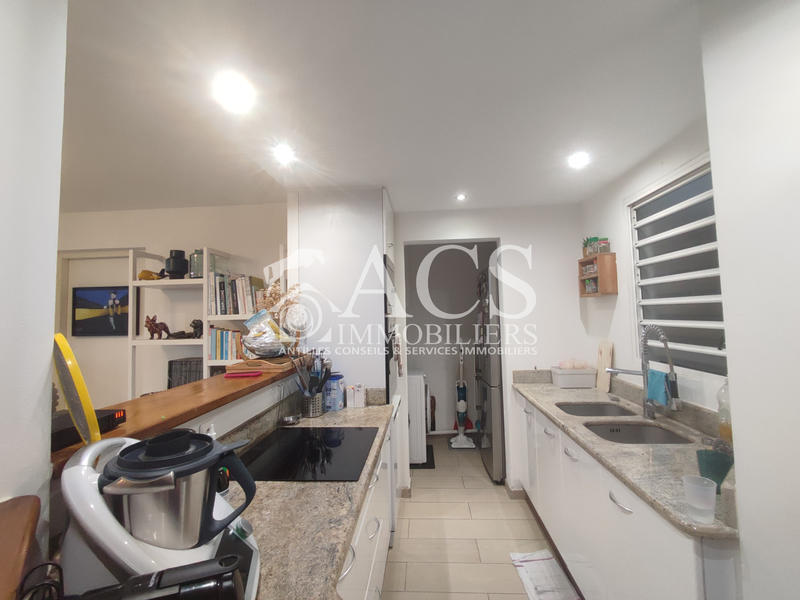 Appartement - 70 m² - 3 pièces