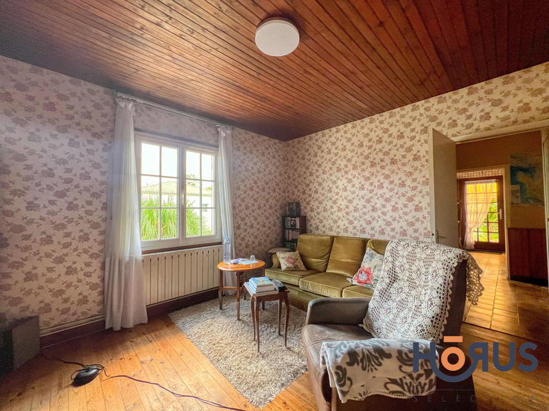 Viager - Maison - 205 m² - 8 pièces