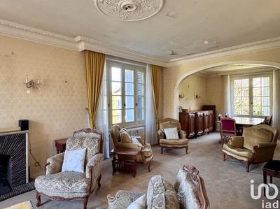 Maison - 195 m² - 6 pièces