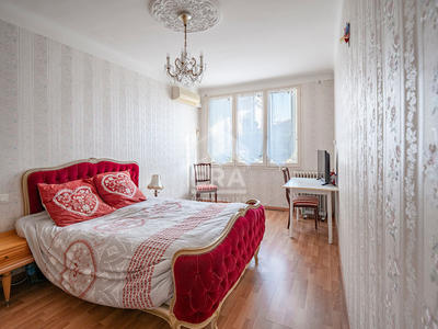 Maison - 170 m² - 8 pièces