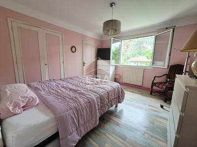 Maison - 162 m² - 6 pièces