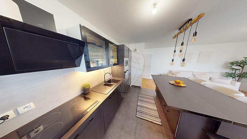 Appartement - 75 m² - 4 pièces