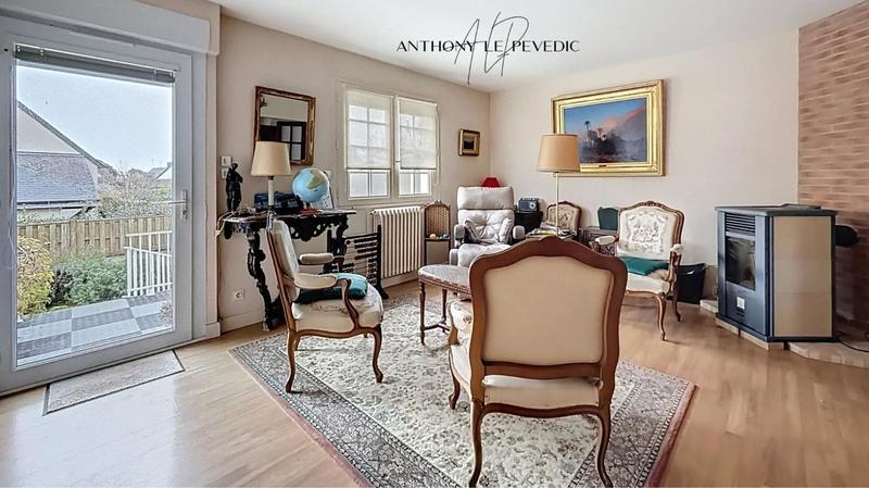 Maison - 110 m² - 8 pièces