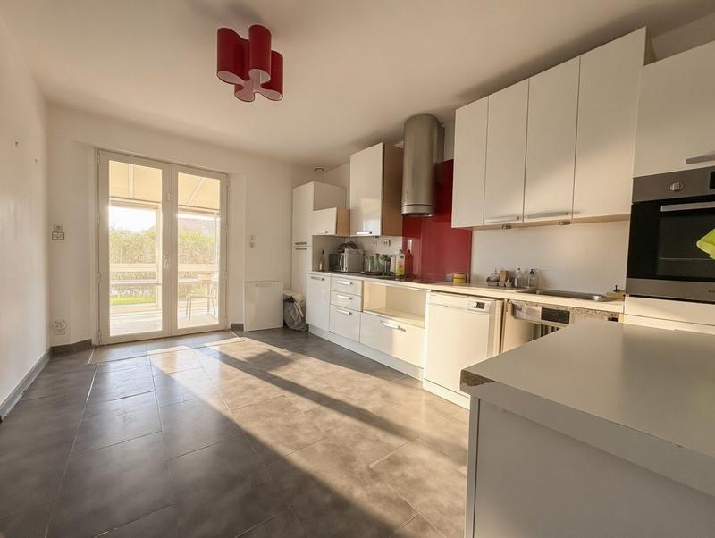 Maison contemporaine - 152 m² - 7 pièces