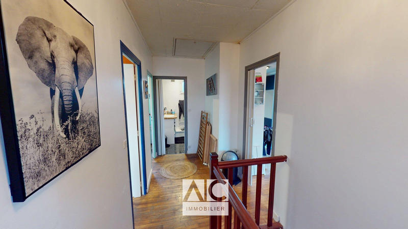 Maison - 114 m² - 6 pièces