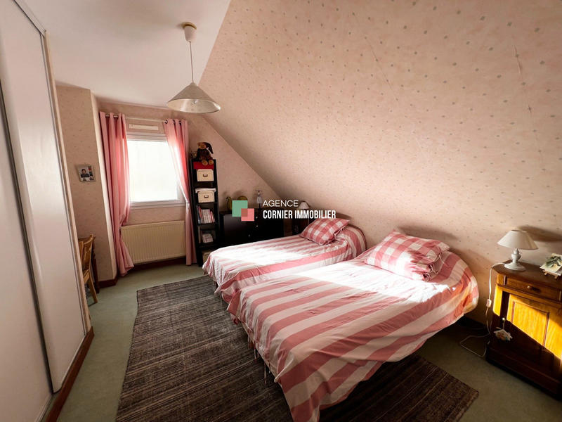 Maison - 121 m² - 6 pièces