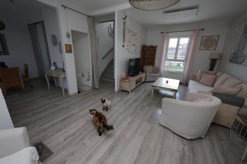 Maison - 127 m² - 6 pièces