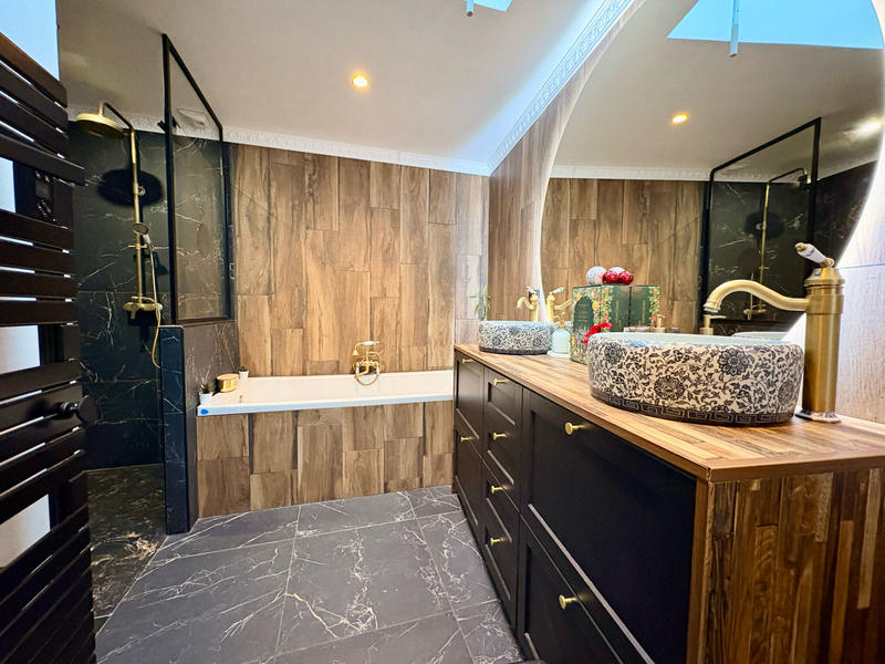 Maison - 100 m² - 5 pièces