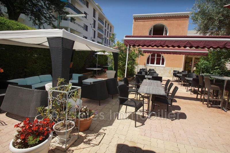 Maison chambre d'hôtes - 449 m²