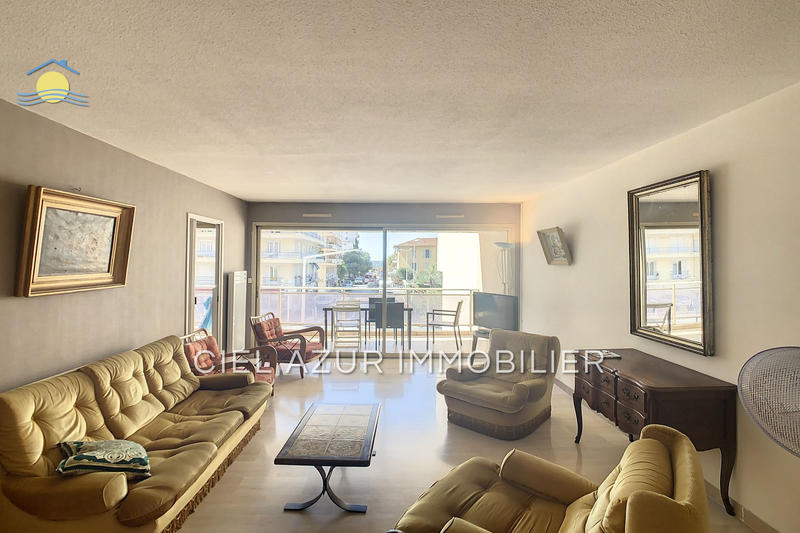 Appartement - 93 m² - 3 pièces