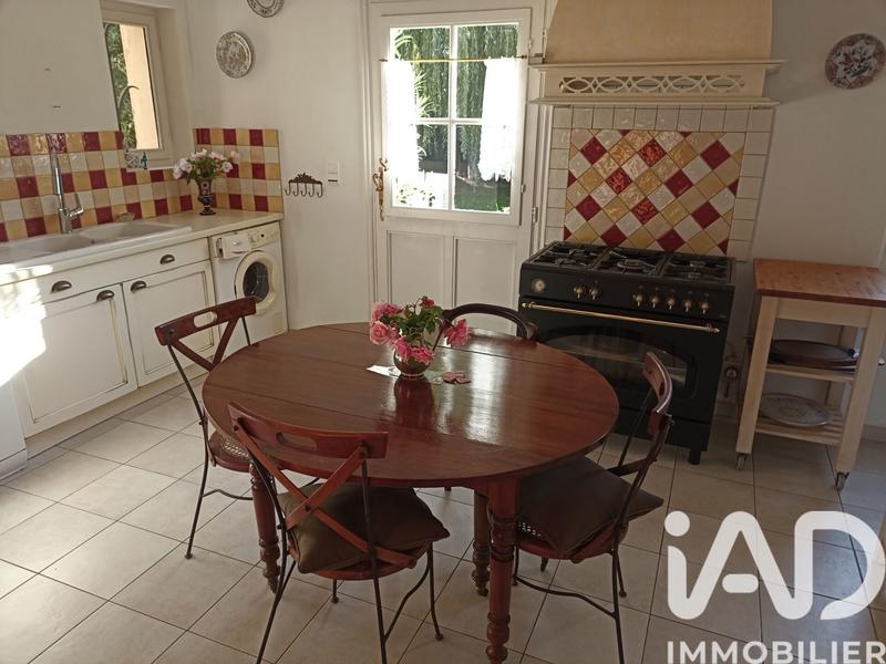 Maison - 214 m² - 6 pièces