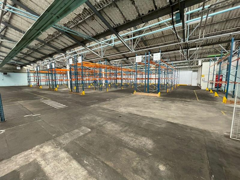 Local d'activités - 9 000 m²