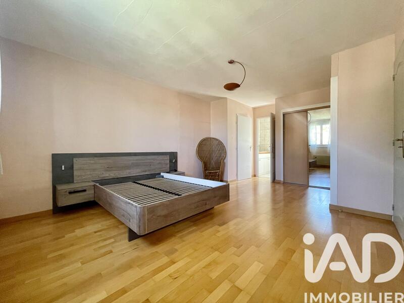 Maison - 160 m² - 7 pièces