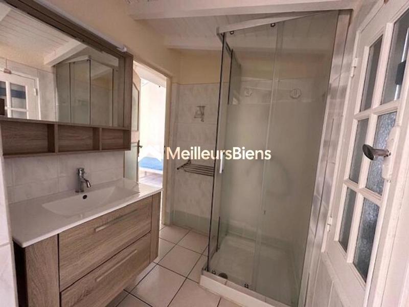 Villa - 90 m² - 4 pièces