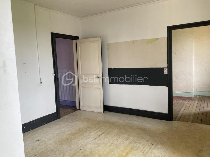 Maison - 272 m² - 10 pièces