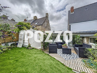 Maison - 94 m² - 5 pièces