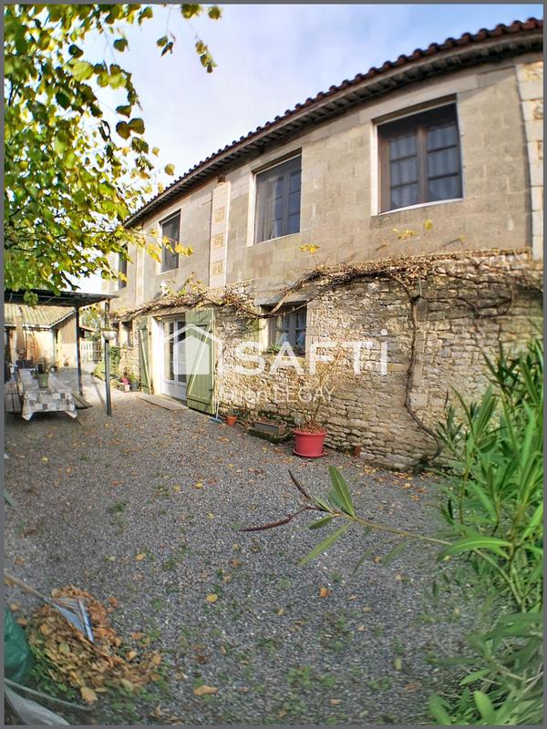 Maison - 196 m² - 5 pièces