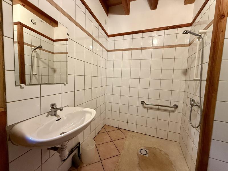 Maison - 251 m² - 7 pièces