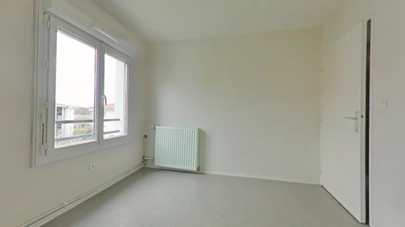 Appartement ancien - 82 m² - 4 pièces