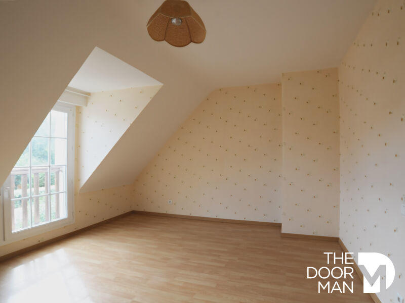 Maison - 122 m² - 6 pièces