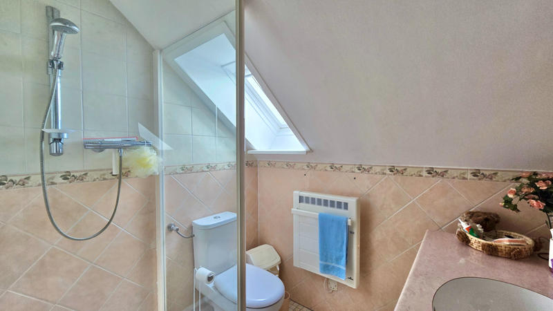 Maison - 132 m² - 8 pièces