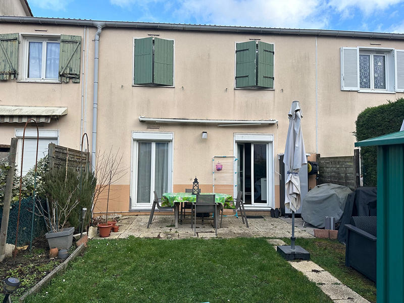 Maison - 80 m² - 4 pièces