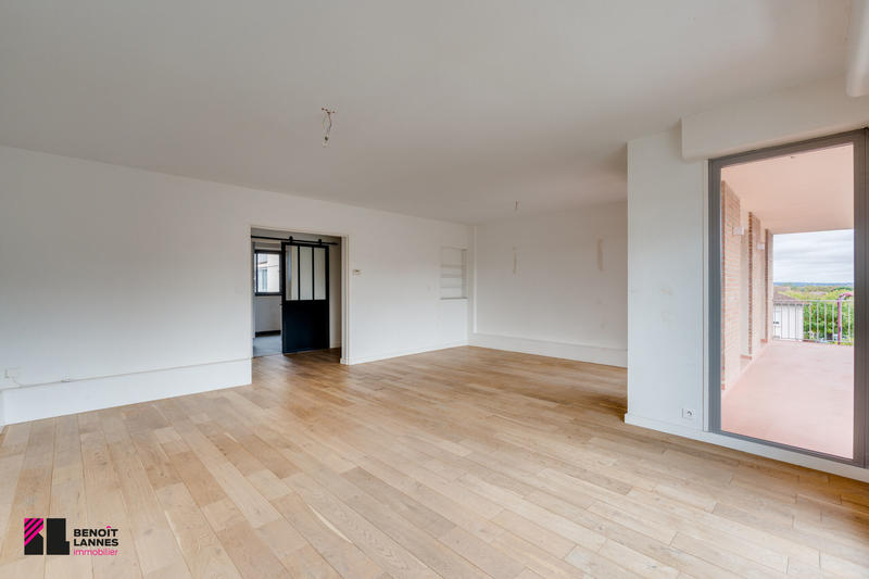 Appartement - 96 m² - 4 pièces