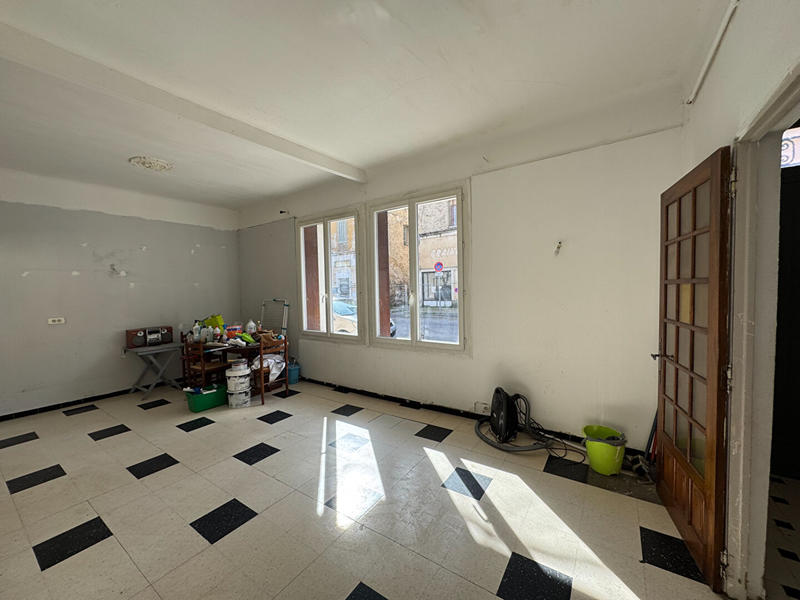 Immeuble - 6 pièces