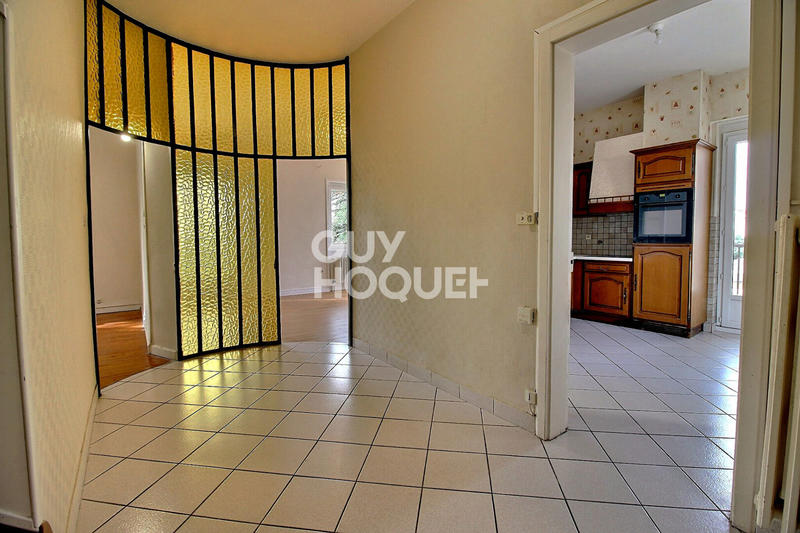 Maison - 143 m² - 7 pièces