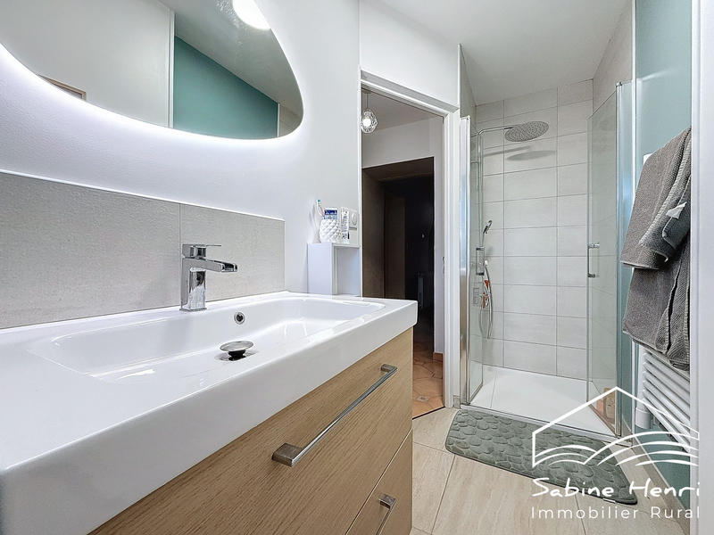 Maison - 354 m² - 10 pièces