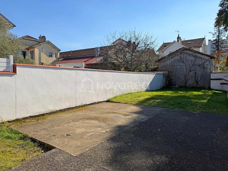 Maison - 174 m² - 5 pièces