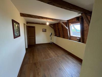 Maison - 121 m² - 6 pièces