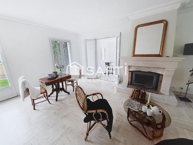 Maison - 271 m² - 8 pièces