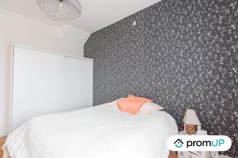 Maison - 185 m² - 7 pièces