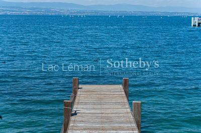 Maison - 300 m² - 7 pièces