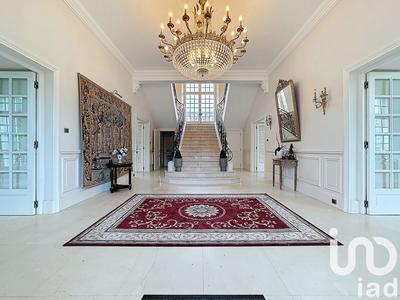 Maison - 283 m² - 9 pièces