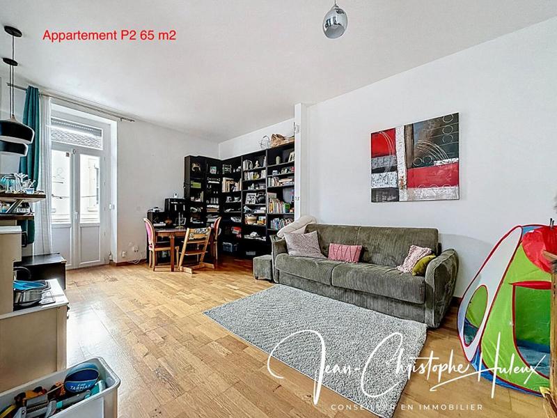 Immeuble - 126 m² - 5 pièces